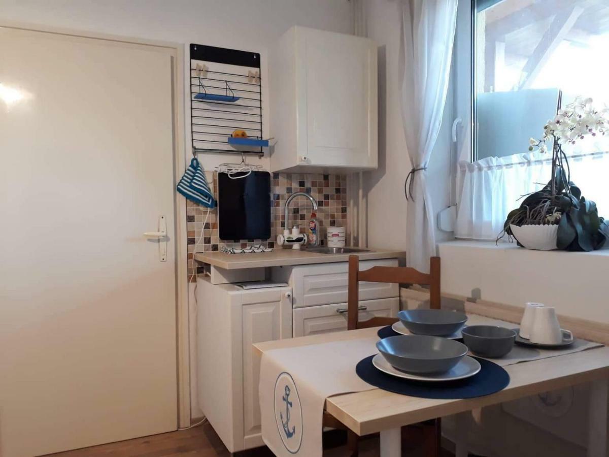 Clara Apartman Keszthely Extérieur photo